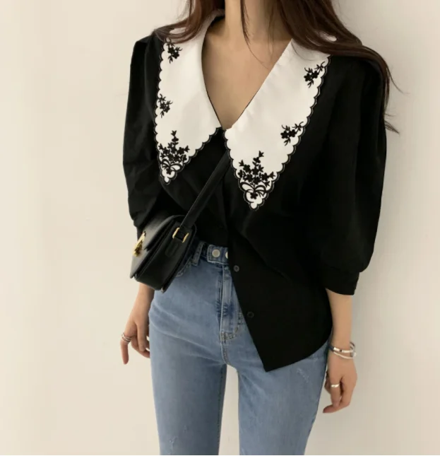 

Блузка женская с цветочной вышивкой, элегантная рубашка с отложным воротником и пышными рукавами, блузка в Корейском стиле, одежда для женщ...