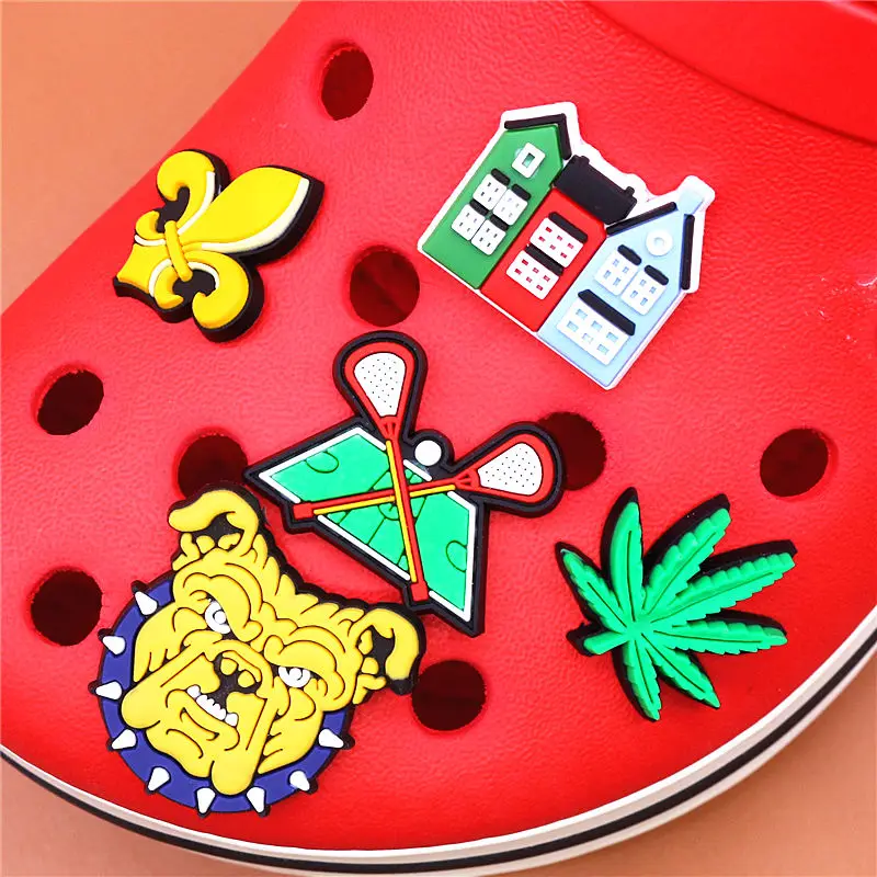 

1pcs Cartoon Animal Crock Charms Bully Pitbull Hockey House Weed Shoe Accessories Decoration fit Croc Jibz Party Kids Gifts U220
