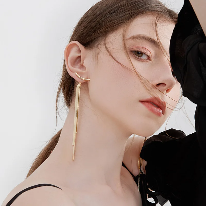 Женские длинные серьги-кисточки глянцевые круглые геометрические серьги в