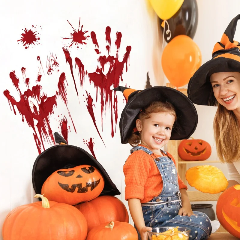 

2021 New 1pcs 3D Horrible Halloween Bloody Wall Sticker Blooding Handprint Foot Wallpaper Glass Window Halloween Decor Stiker