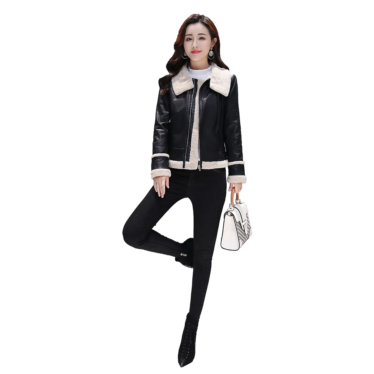 Женская короткая куртка из искусственной кожи плотная теплая локомотивная с