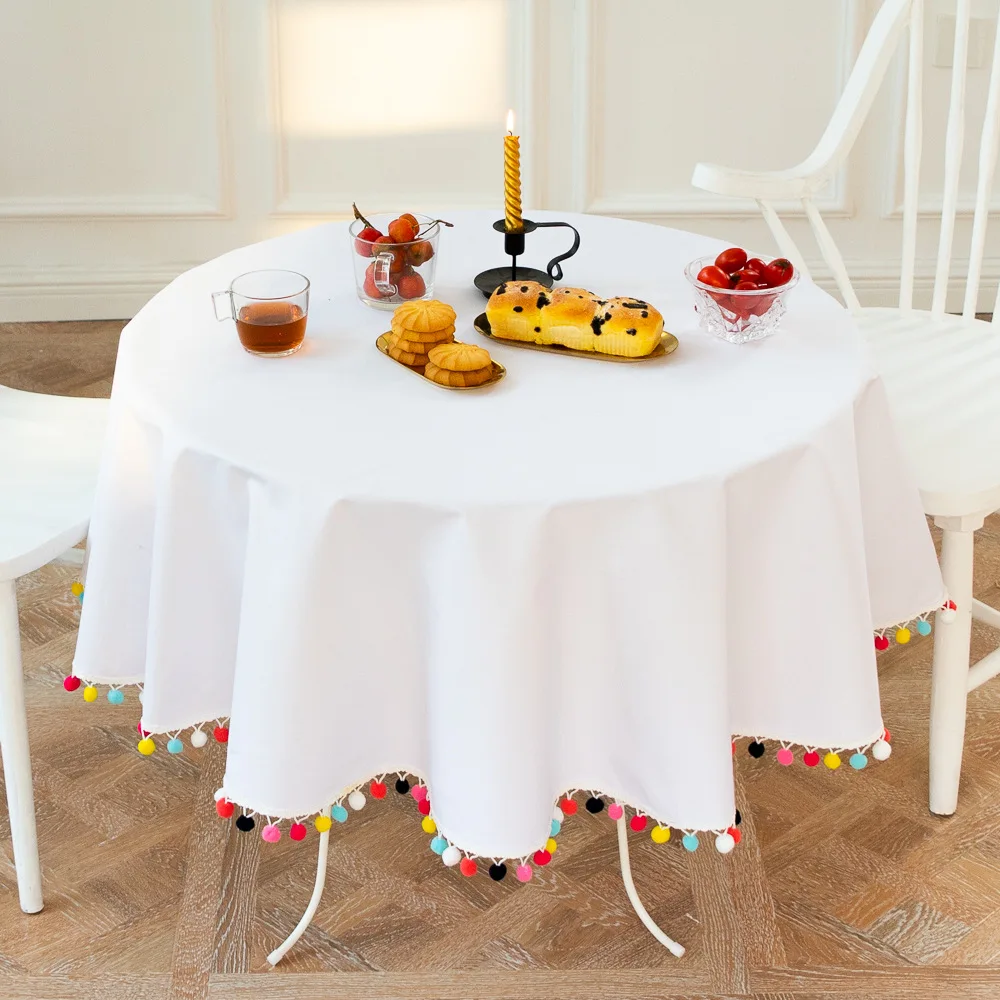 

Home Solid White Round Table Cloth Party Decoration Linen Cotton Tea Desk Cover Mat with Plush Ball Tablecloth for Hotel Banquet