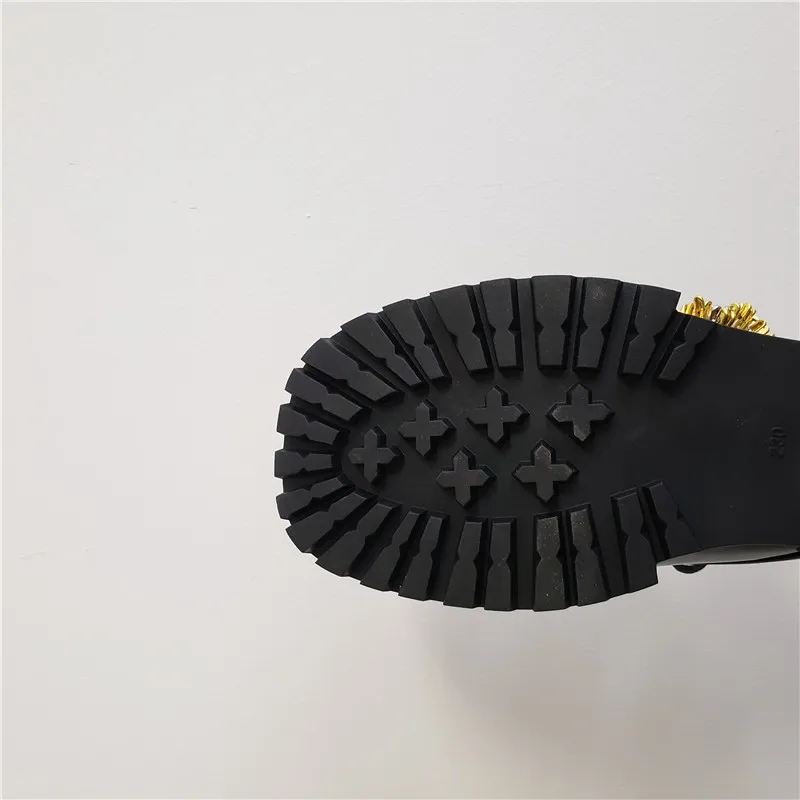 

The new spring/summer 2021 fashion trend women's low-heeled, deep-cut casual shoes 1939
