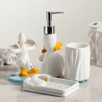Набор аксессуаров для ванной комнаты "Утиные истории"#3