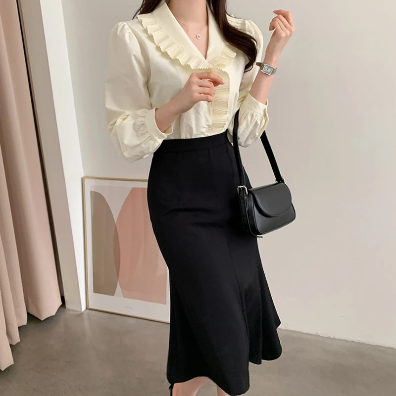 

GALCAUR Patchwork Ruffle Pleated Shirt For Women V Neck Long Sleeve Solid Korean Blouse Female Fashion New Clothing 2021 Spring