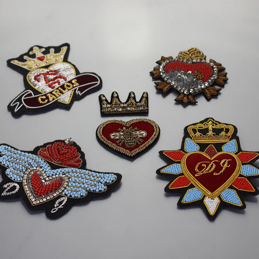 Вышитая брошь ручной работы в виде сердца из индийского шелка винтажный вышитый