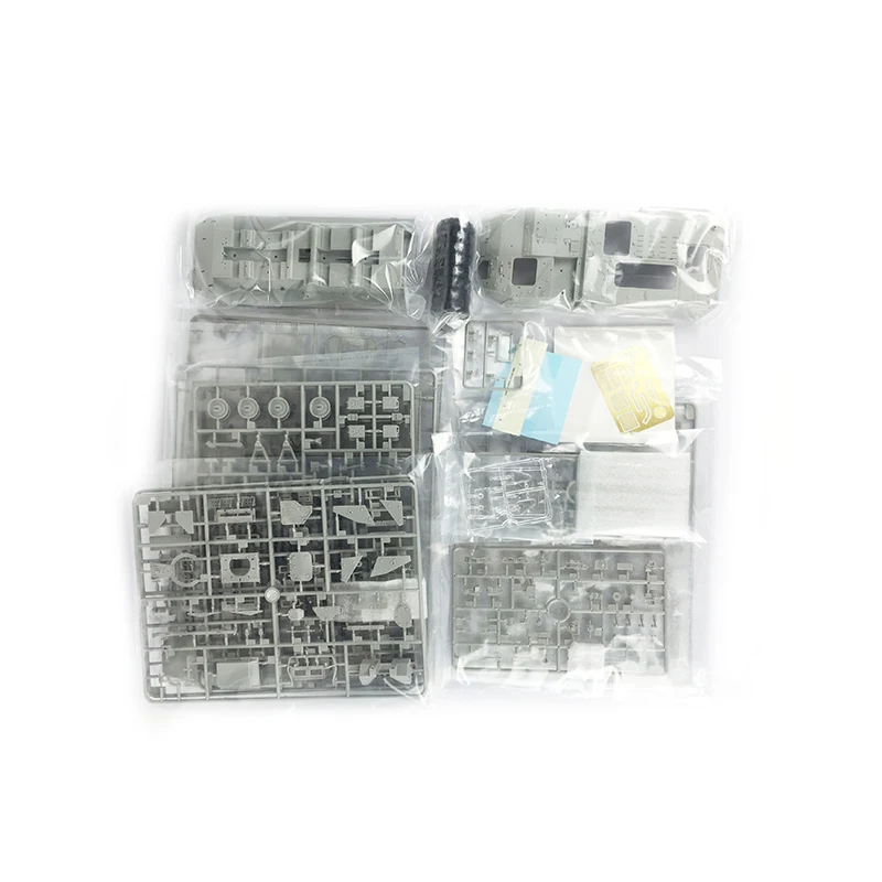 

Trumpeter 01560 1/35 M1135 NBC Reconnaissance Vehicle Static Model Toy Kit Car TH05320-SMT6