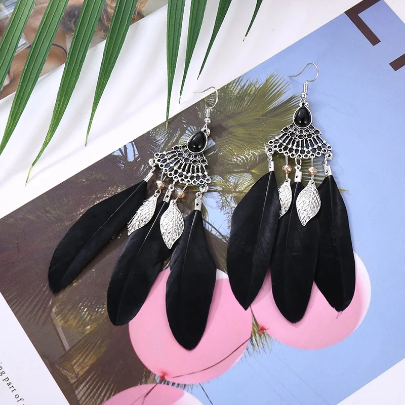 

Leaf Feather Earrings Female Fairy Water Drop Tassel Earrings Retro Ethnic Style Earrings