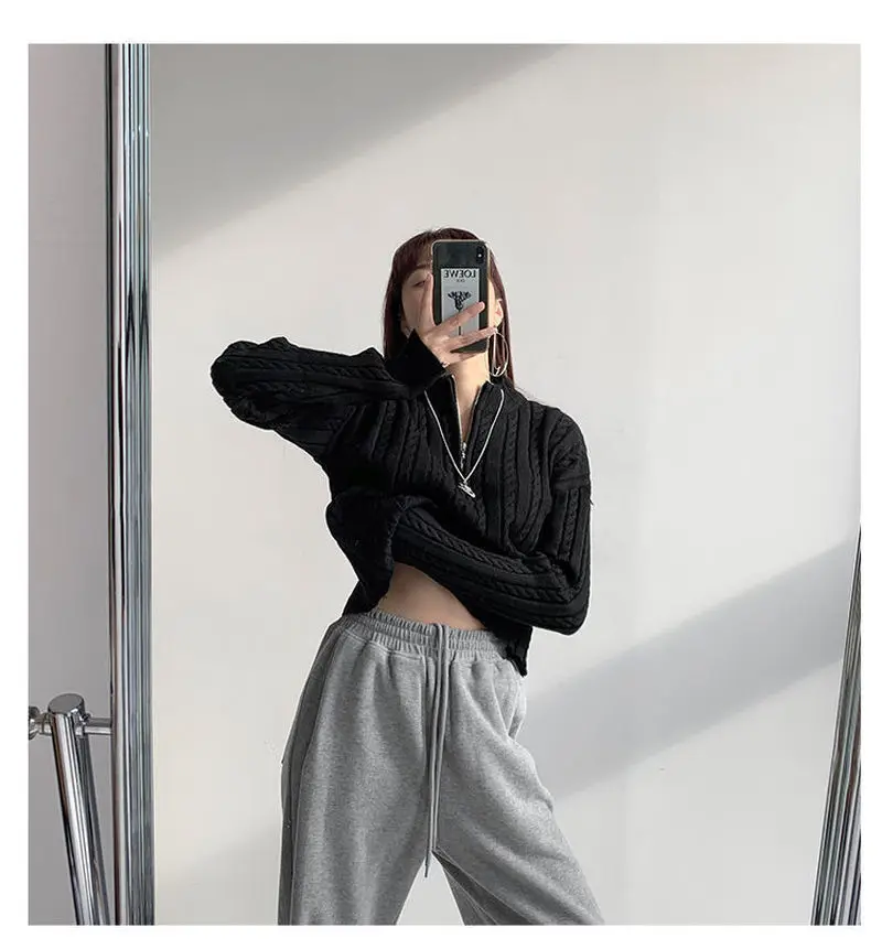 

2021NEW GIRL Plaid Cardigan Women Autumn O Neck Vintage Knitted Crop Top Sweater Casual Loose Knitwear