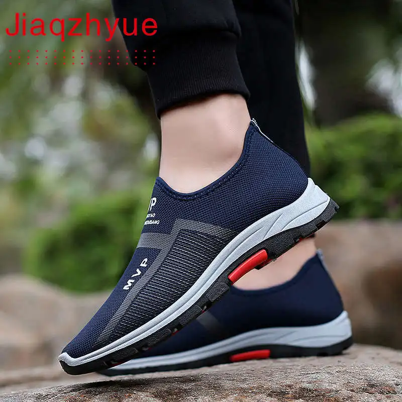 

Light Flat Sports Shoes Men Running Shoes Low Top Men's Summer Brand Sports Shoes Large Size Outdoor Walking Black Sneakers H9