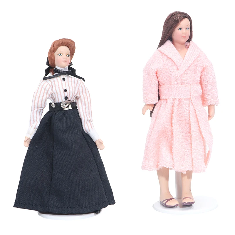 

1PC 1:12 Miniature Mini Victorian Doll Model Green Lady Dollhouse Decoration