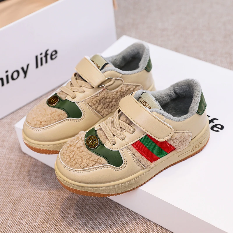

Children's Winter Leather Fur Warm Designer Shoes Boys Sneakers For Children Casual Shoes Kids Boys Girls Sports Running 2021