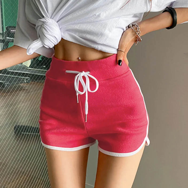 

Шорты женские спортивные с широкими штанинами, повседневные тонкие эластичные штаны в Корейском стиле с окантовкой, спортивные шорты для т...