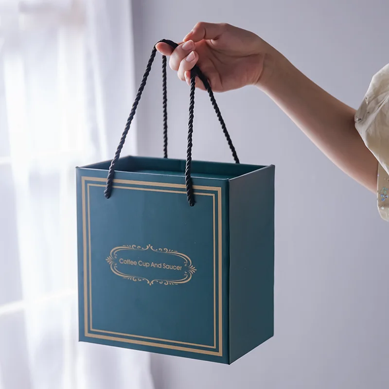 Luxurious Ceramics Coffee Cup Sets With Lid Dish Spoon Gift Box Suit Mugs Milk Tea Green Drinkware 350ml |