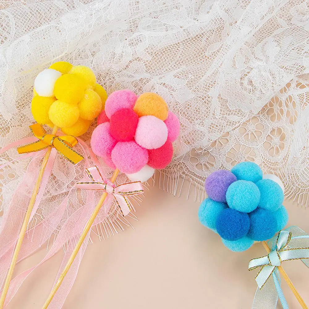 Зимние креативные красочные с маленькими пушистыми помпончиками для мяч торт