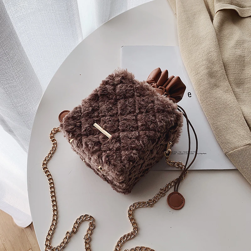 Меховая квадратная сумка через плечо на шнурке новинка 2019 Высококачественная