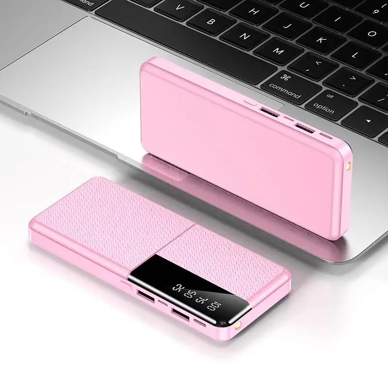 Внешний аккумулятор на 30000 мА · ч с 2 USB-портами и поддержкой быстрой зарядки |