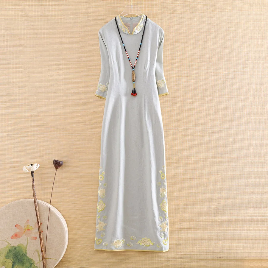 

Высококачественное весеннее и летнее женское платье Ципао в стиле ретро с элегантной вышивкой размера плюс, приталенное женское платье тра...