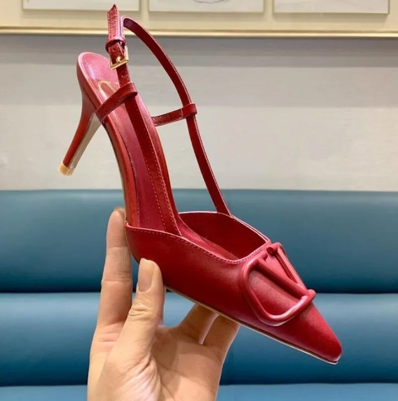 

2021 New Summer Genuine Leather V Metal Buckle High-heeled Sandals Pointed Toe Stiletto Slippers Women Fashion Rivet Sandals