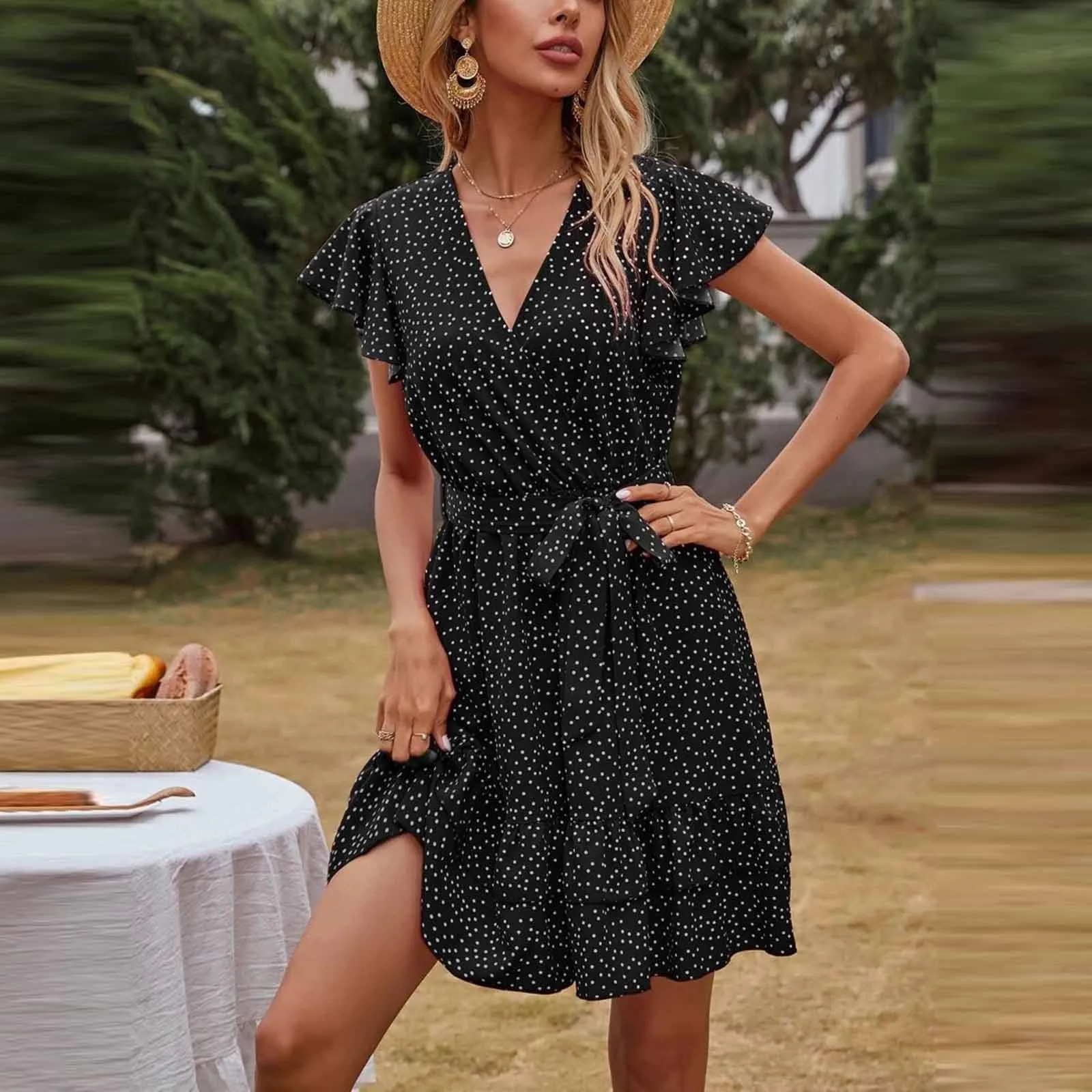 

2021 Summer Sexy V Neck Floral Print Boho Beach Women Dress Ruffles Short Sleeve A Line Mini Dress Vintage Wrap Sundress Robe