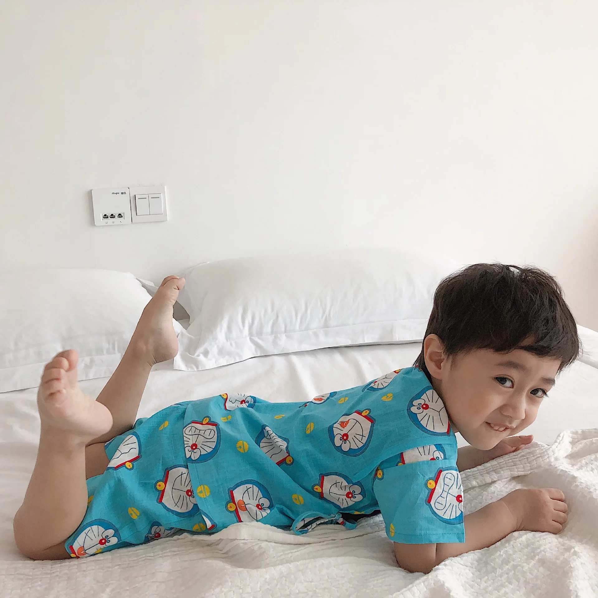 Tonytaobaby/Новая летняя одежда для мальчиков и девочек Детская с героями