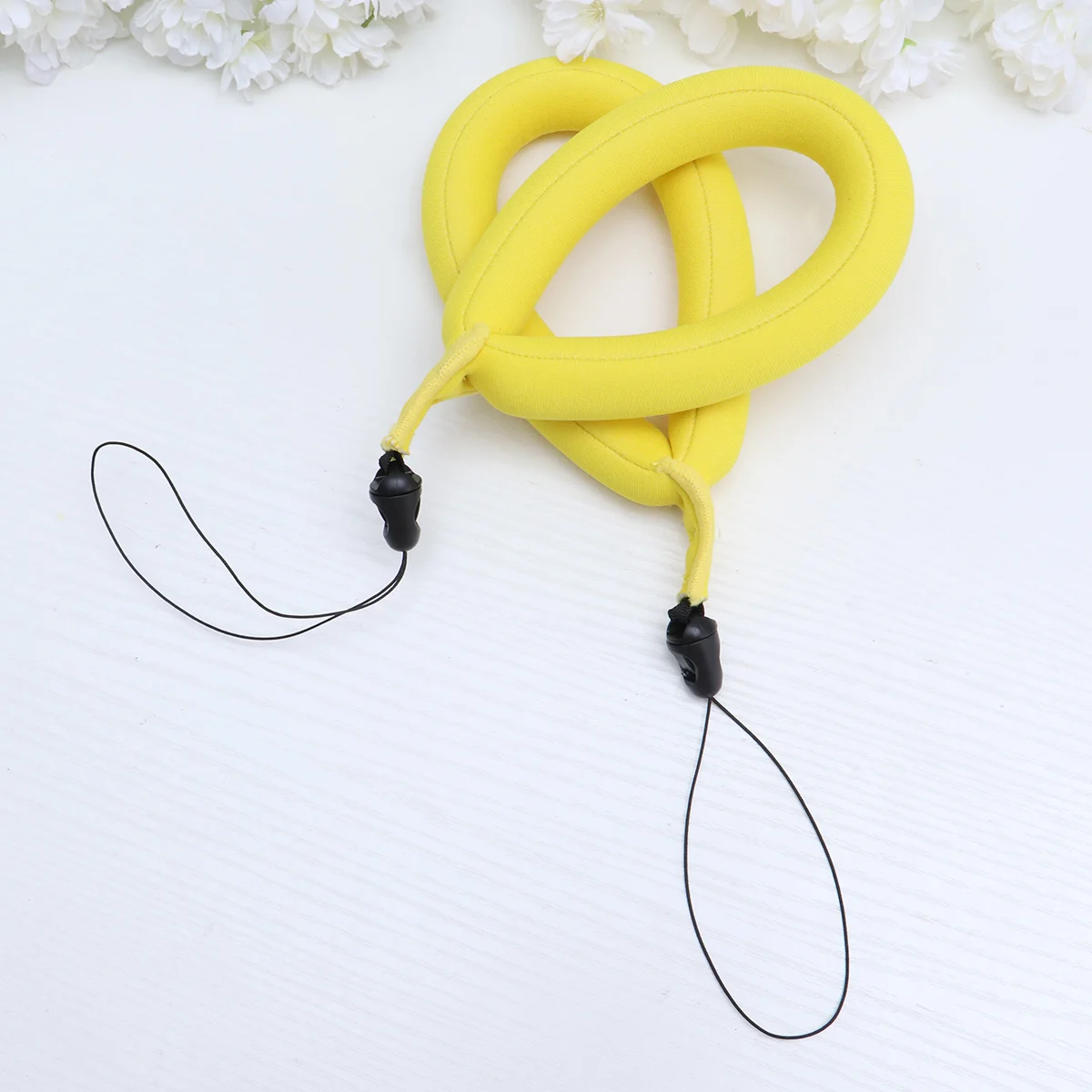

2pcs Waterproof Neoprene Phone Float Strap Universal Camera Floating Wristband Buoyancy Belt Yellow