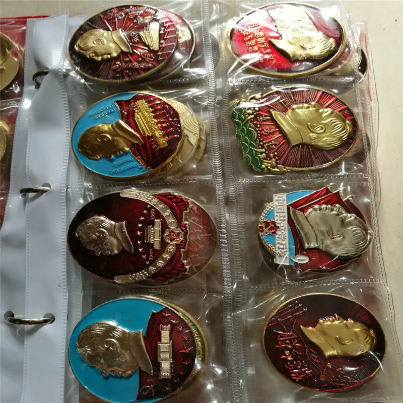 Набор памятных медалей председателя Мао старый Культурный революцию в Китае |