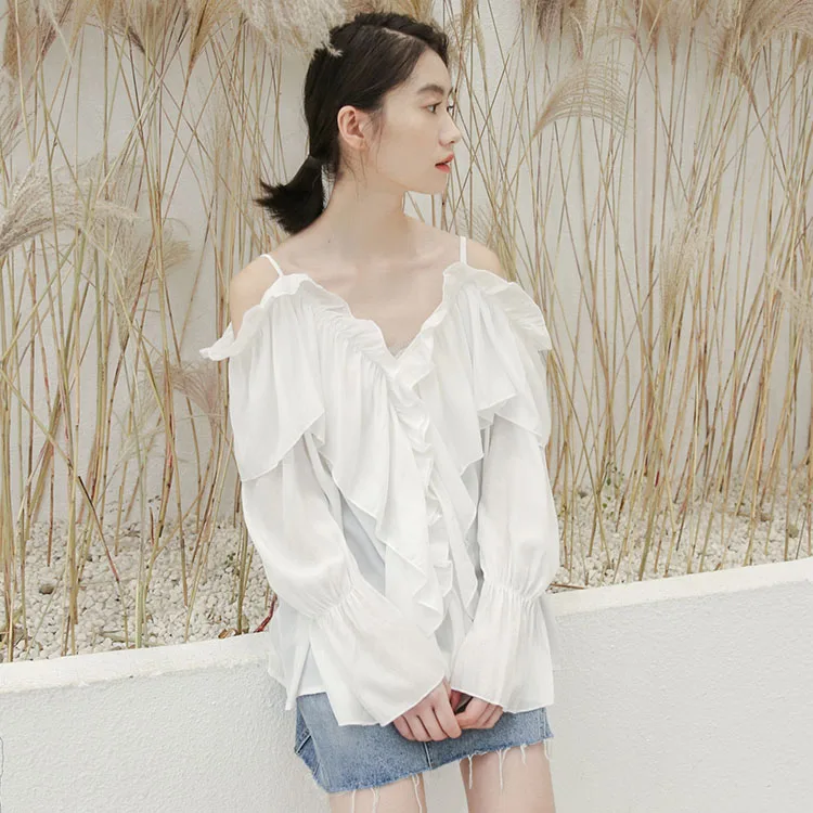 

New scene shooting early autumn wind leakage shoulder shirt all web celebrity shirt jacket fashion women's clothing