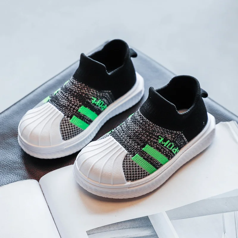 Детская обувь новинка 2020 модная для мальчиков сетчатые мягкие резиновые