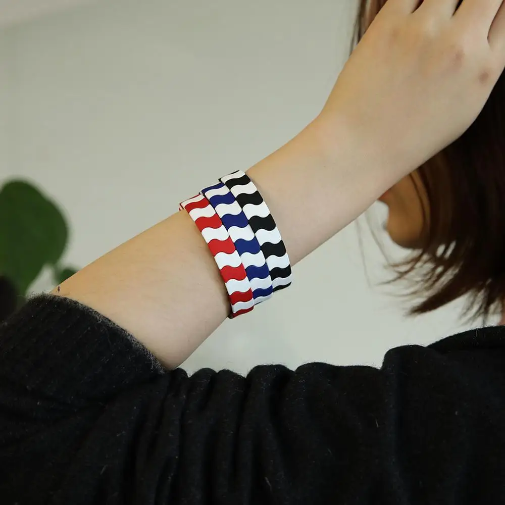 Skyrim модные растягивающиеся браслеты из сплава с краской ручной работы