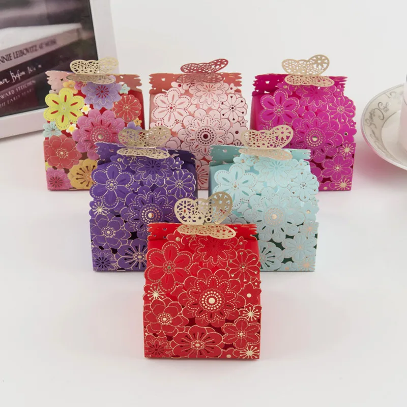 

50pcs Paper Candy Box Hollow Butterfly European Style Gift Boxes Boite Dragees De Mariage Wedding Favors Carton Chocolate Box