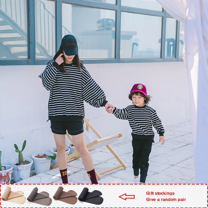 Одинаковая одежда для семьи толстовки мамы и дочки Хлопковая полосатая
