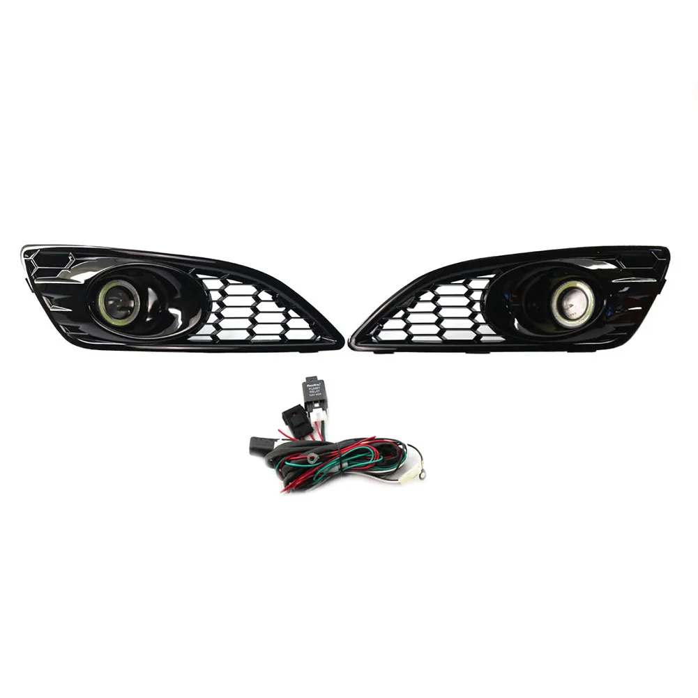 

Car Fog Lamp Set for Ford Fiesta JA8 13-17 White Lens Fog Lights Headlight Cover Hood Grille Kit Auto Accessories