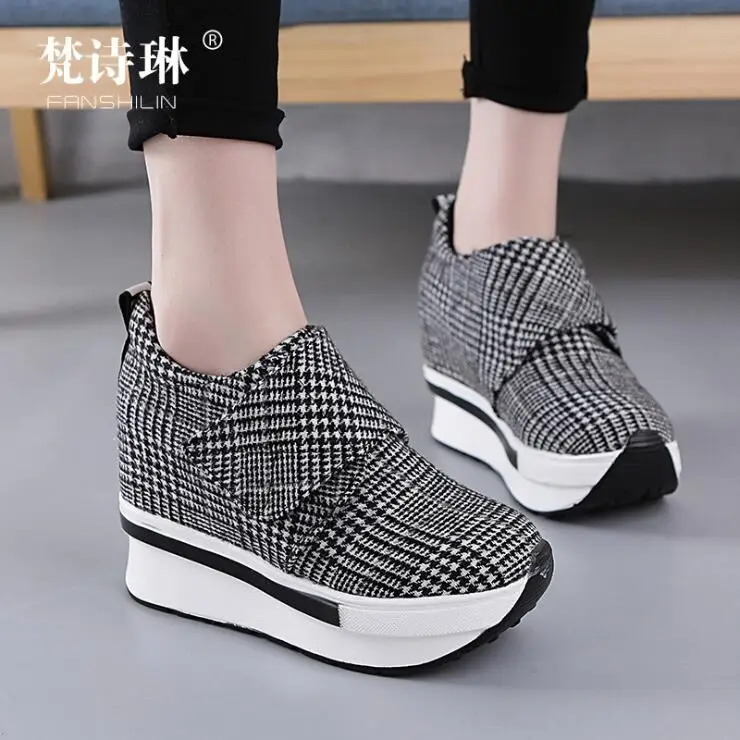 2019 осень женская обувь на танкетке Обувь с высоким берцем Модная повседневная