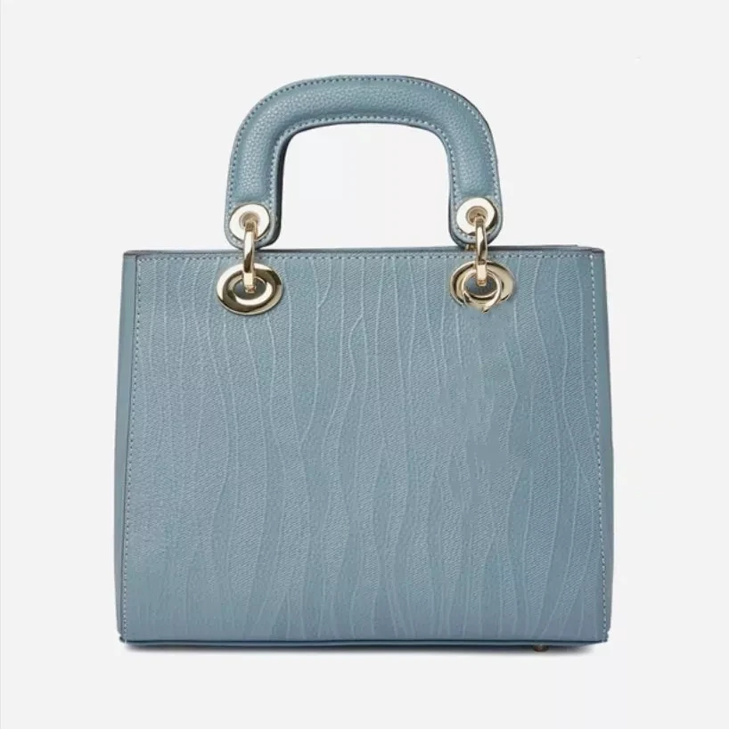 

Новая модная дамская сумочка с большим именем и бриллиантами, легкая Роскошная Банкетная сумка-мессенджер на одно плечо, маленькая квадрат...