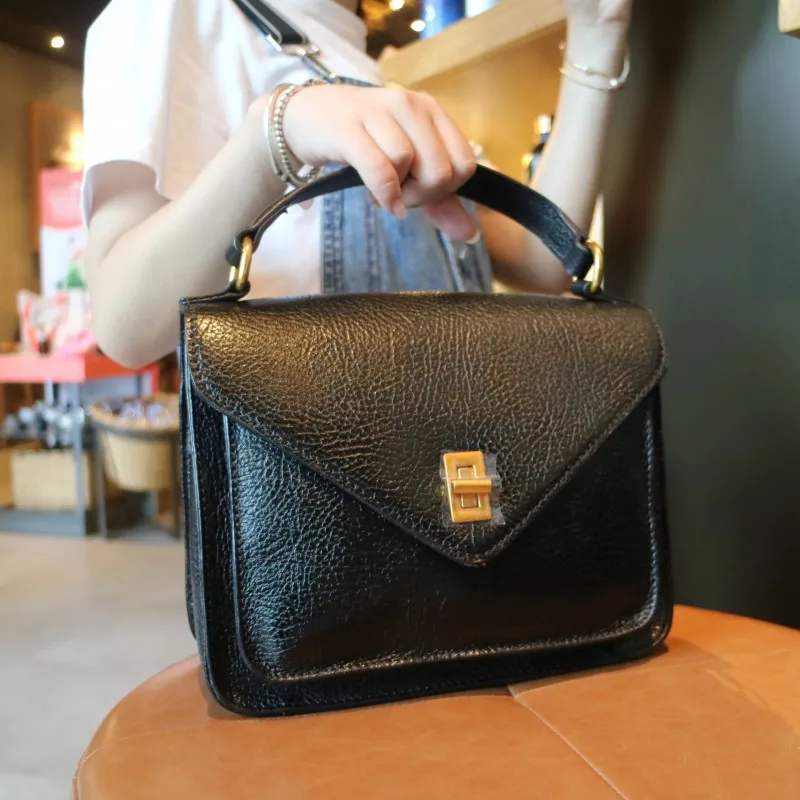 Женская сумка-мессенджер из натуральной воловьей кожи модный конверт через