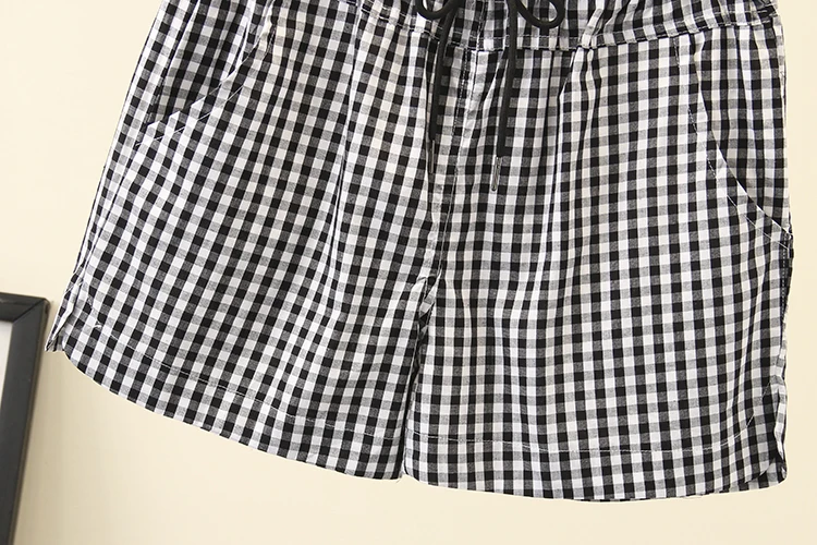 

Plus Size XL-3XL Women Plaid Summer Shorts Elastic Waist Casual Shorts
