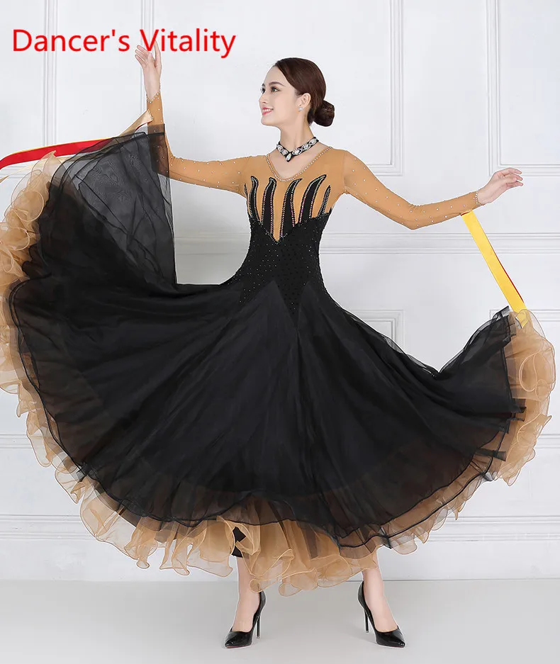 Национальный стандарт одежда для соревнований наряды женщин Сращивание ленты