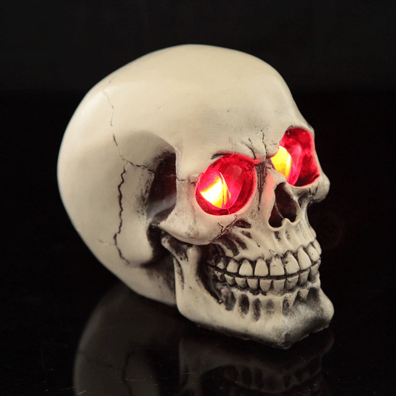 1pcs/lot Halloween Prop Glowing Skull Horrible Ghost Head Flash Light Resin Tricky Toys More Type For Party Club Decorations | Дом и сад