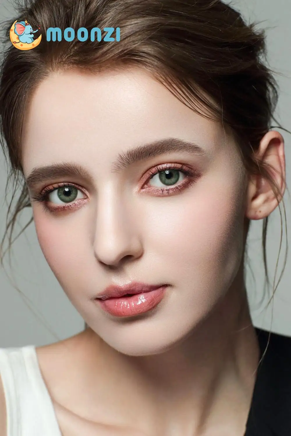 Линзы контактные MOONZI голландские первичные зеленые цветные маленькие красивые