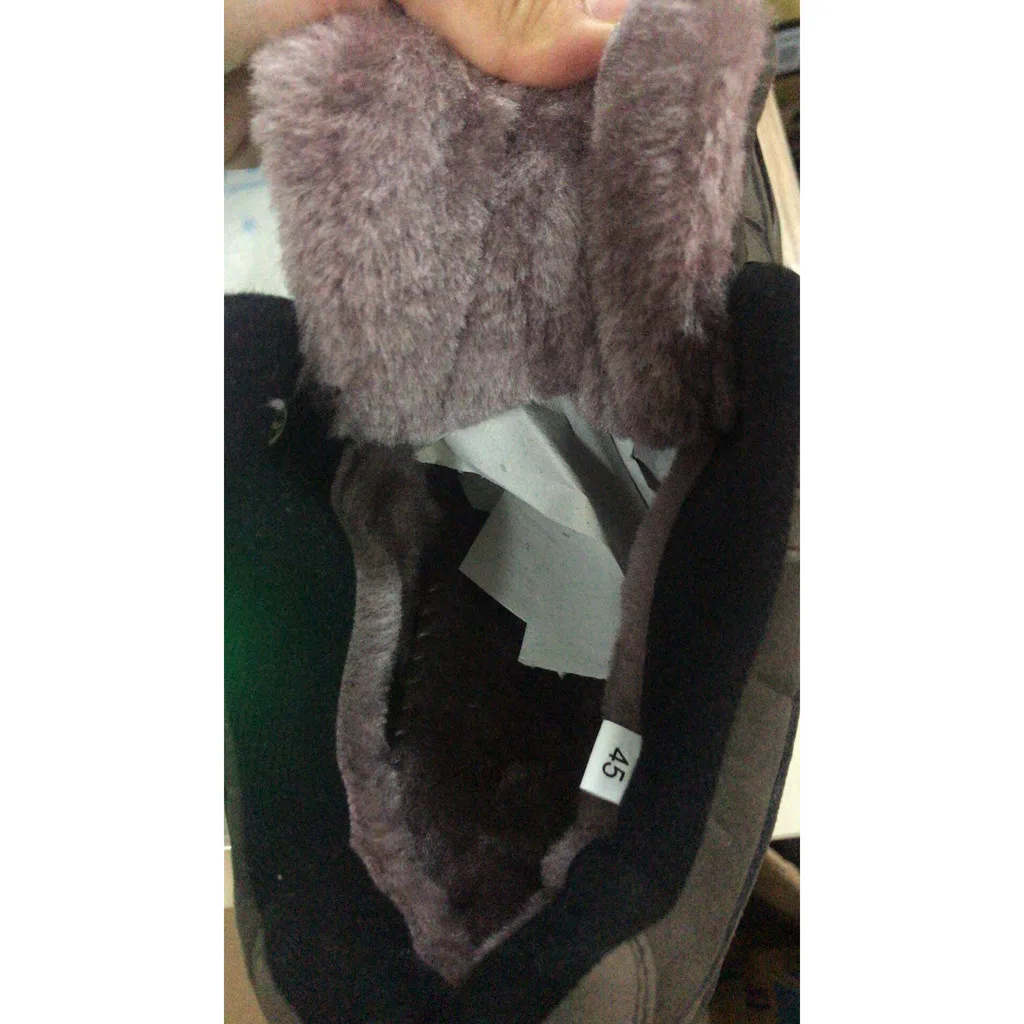 Пара зимних спортивных коротких ботинок с бархатом теплые зимние ботинки для