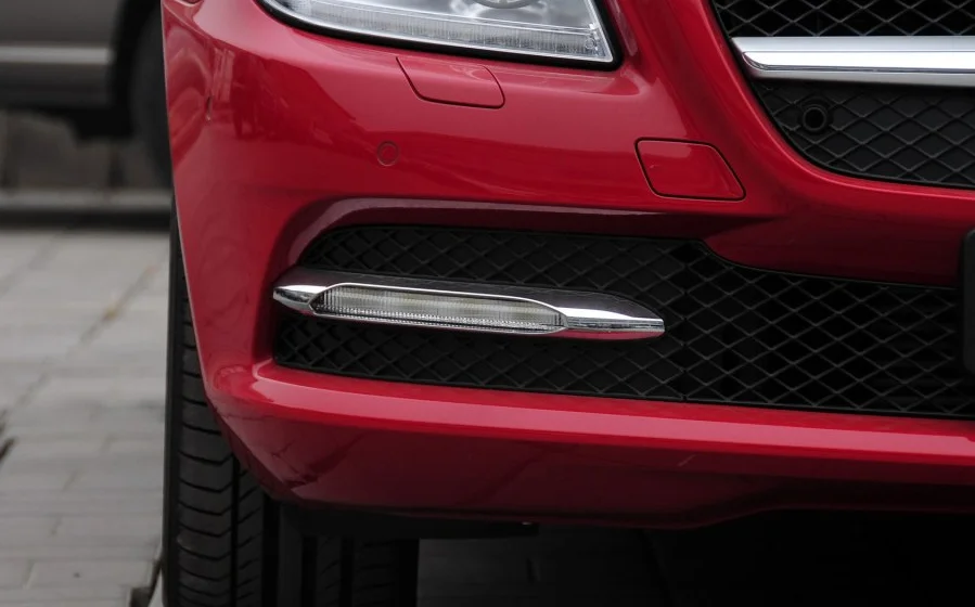 

Eosuns Led Front Bumper Light Front Fog Lamp+cover Frame for Mercedes-benz Slk200 Slk350 Slk300 W172