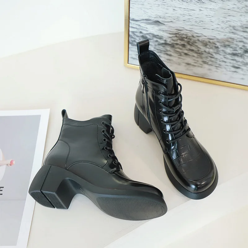 

First layer leather plus cotton warm high-end fashion fashion Martin boots 2021 winter new leather women's boots