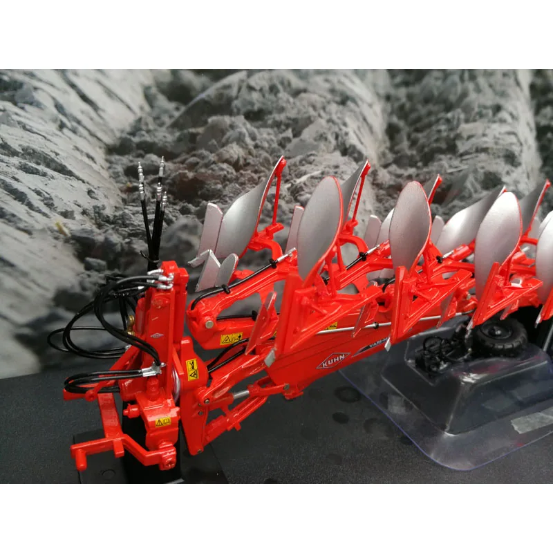 UH-2786 1:32 Кун Vari-Master 182 uhp игрушки |
