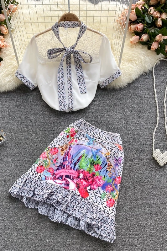 

Fashionable suit women's short-sleeved shirt design niche sense of contrast color stitching age-reducing skirt two-piece trend