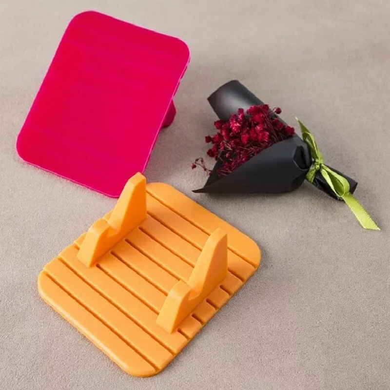 Soft Silicone Mobile Phone Holder Stand Universal Anti Slip Mat Car Bracket For IPhone X 8 7 6 6S | Мобильные телефоны и