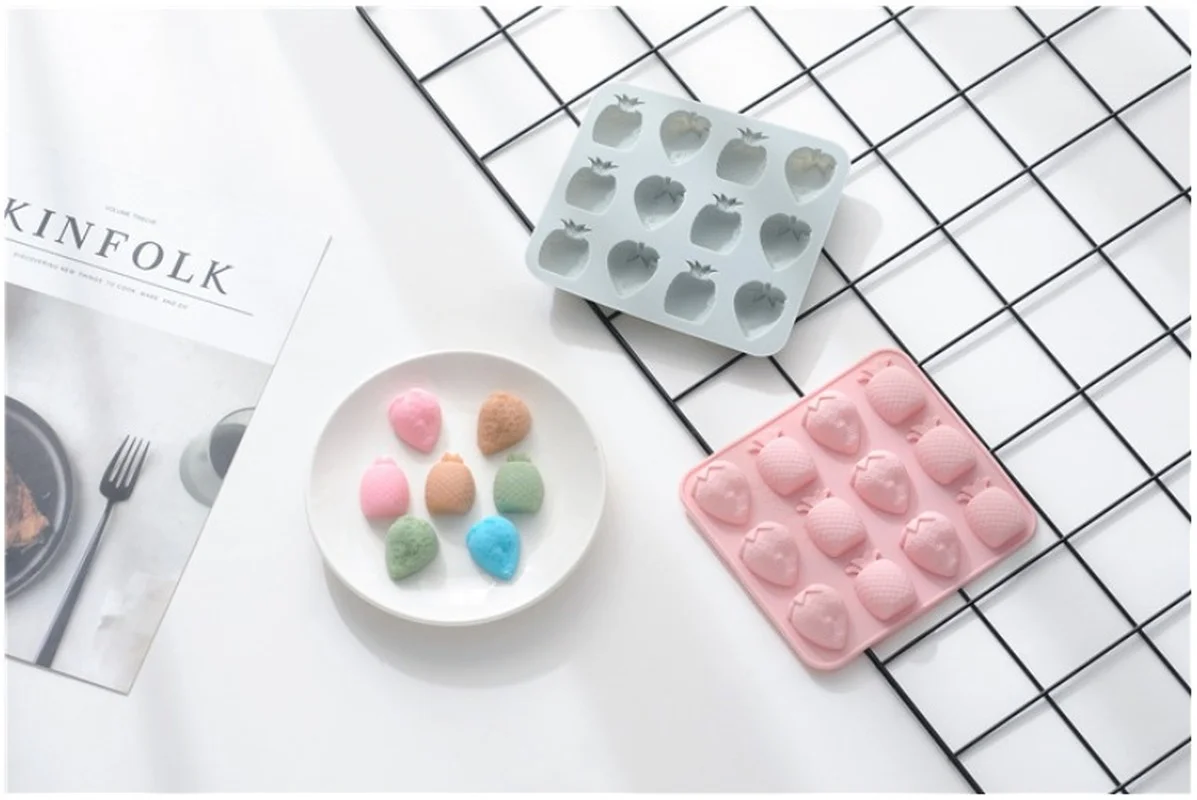 

New Silicone Chocolate Mold Baking Tools Non-stick Cake Jelly and Candy 3D DIY Best