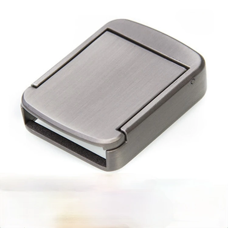 

Source manufacturers sell new zinc alloy belt buckle smooth buckle can be customized logo
