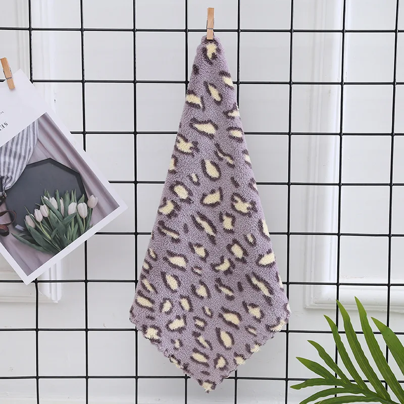 

Leopard pattern coral fleece Saliva Towel Face Hand Bathing Towel Muslin Cotton Infant Face Towel Wipe Cloth Face Hand Towel