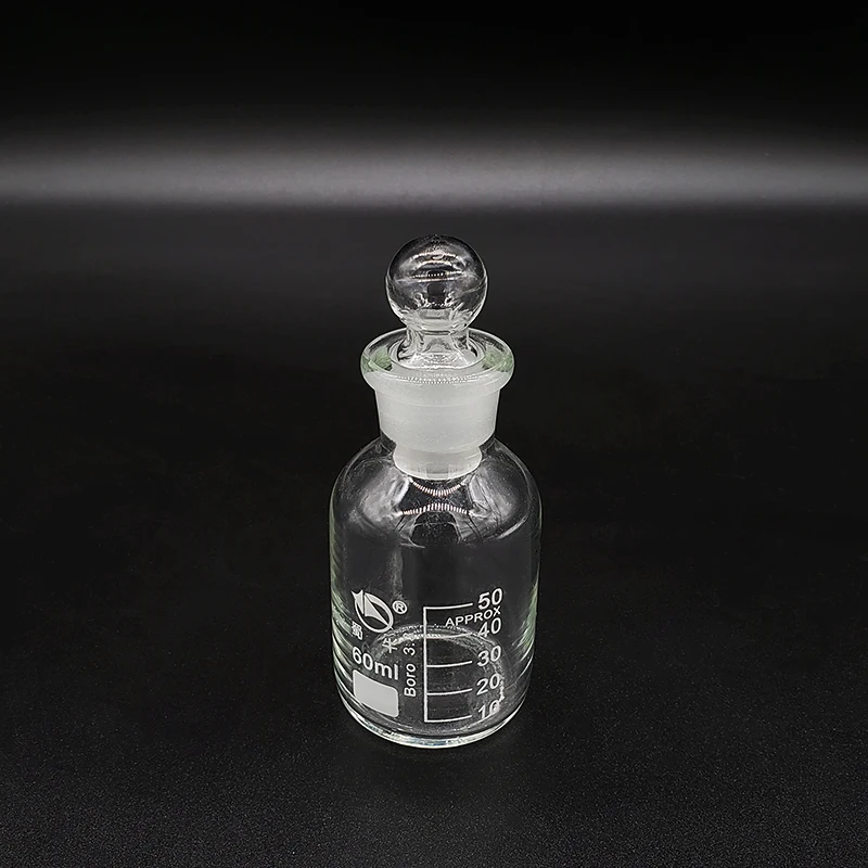 

Reagent bottle,Narrow neck with standard ground glass ball stopper,Clear,Boro. 3.3 glass,Capacity 60ml,Sample Vials